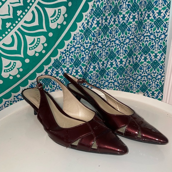 Talbots Shoes - Talbot’s slingback maroon kitten adjustable heels 7.5